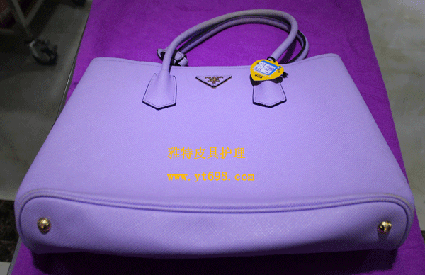 PRADA˷£ǰ