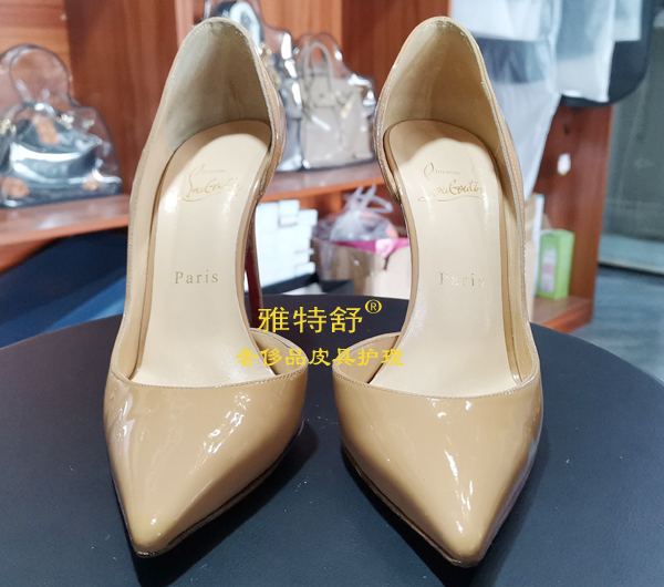 ˹͡³Christian LouboutinƤȾɫԭɫ޸