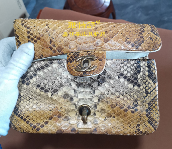 ���ζ�CHANEL��Ƥ���ƿڷ��ƾ����޸�