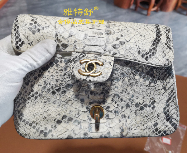 ���ζ�CHANEL��Ƥ���ƿڷ��ƾ����޸�